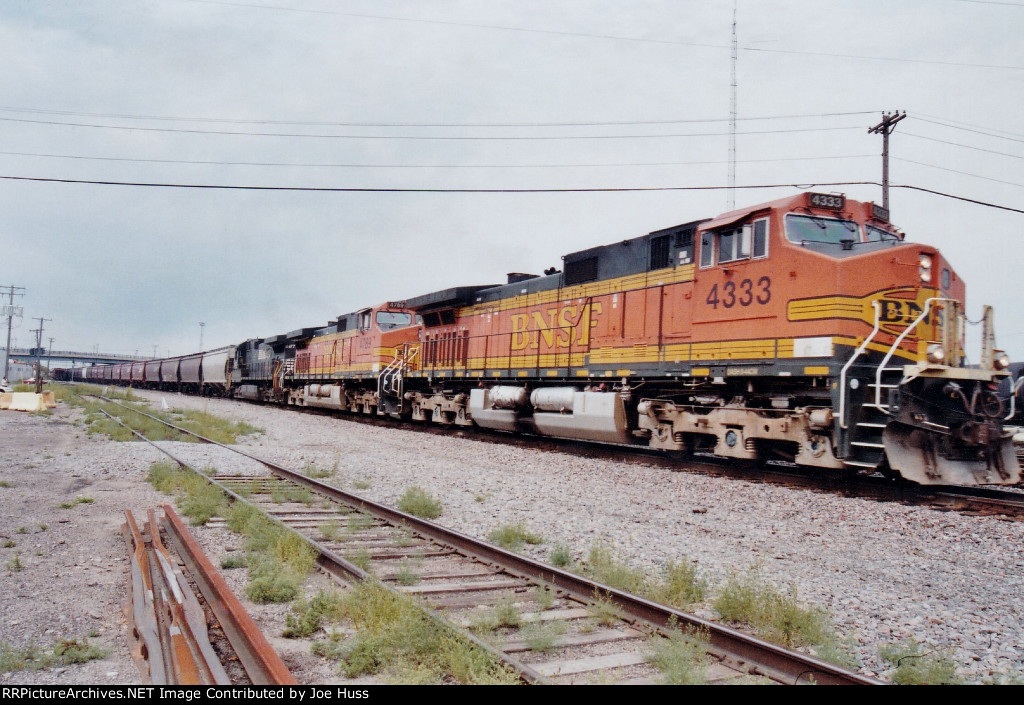 BNSF 4333 West